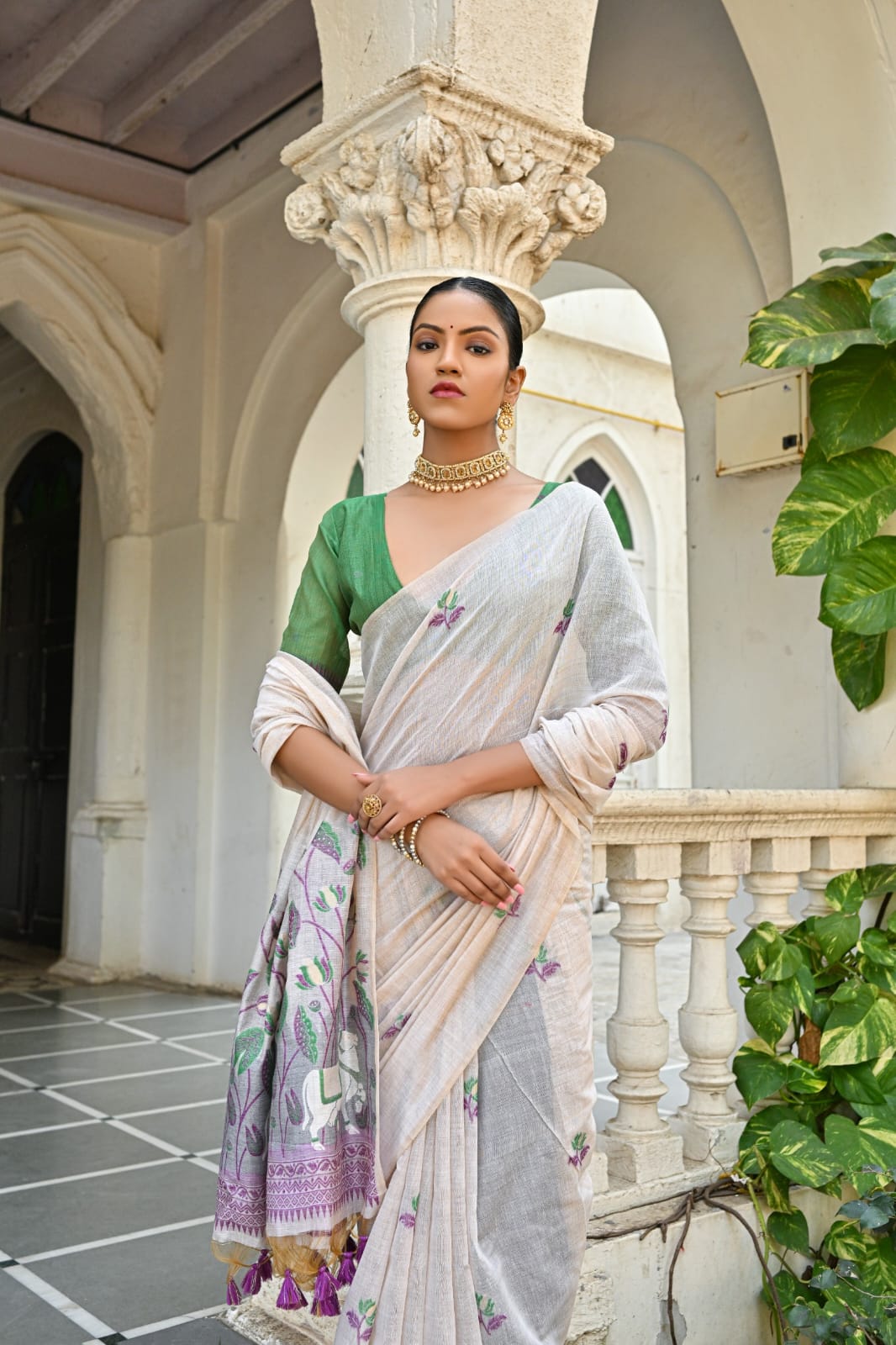 Semi Muga Silk Saree - Green Pichwai