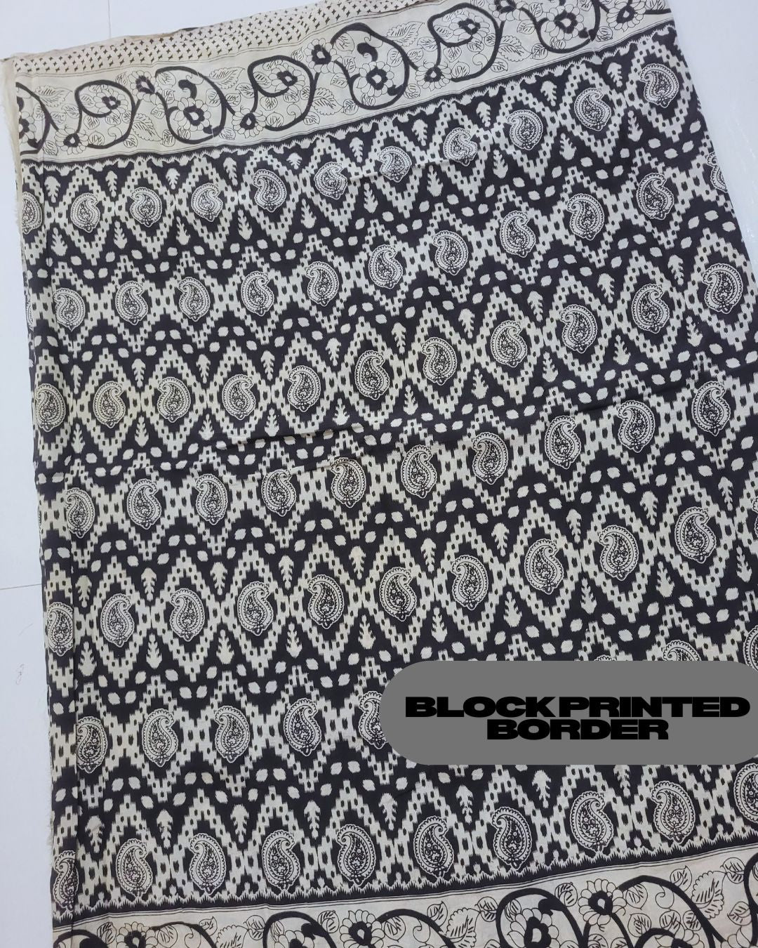 Kalamkari Cotton Silk Black Geometric Screen Printed Saree - Black