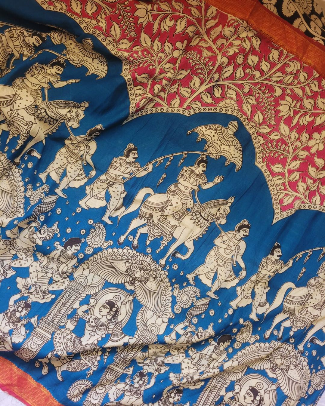 Kalamkari Faded Effect Blue & Pink Kings Yatra Story Saree - Neelvarn