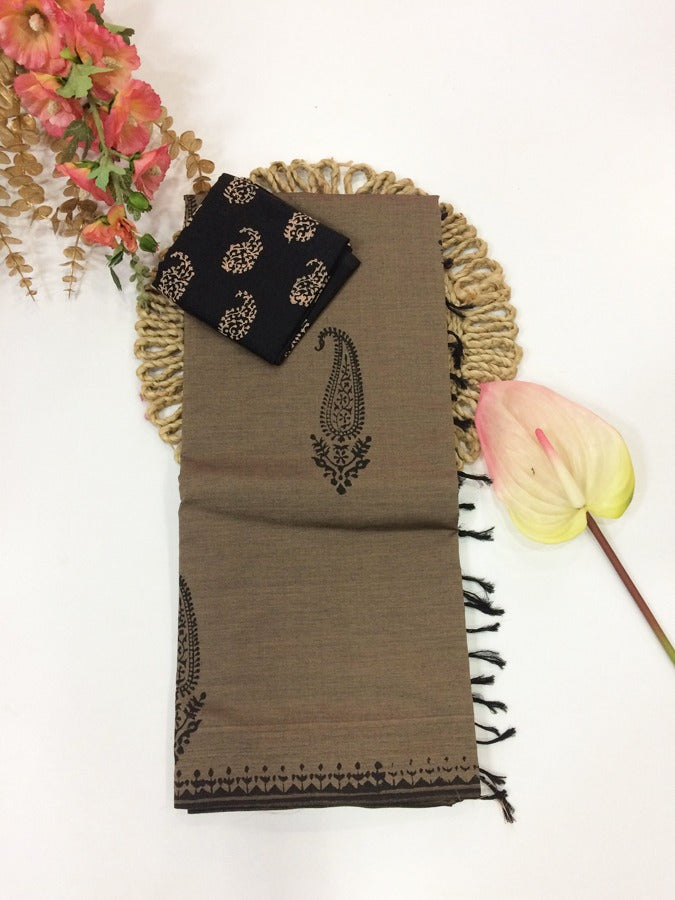 Cotton Mix Block Printed Saree with Contrast Additional Blouse Piece