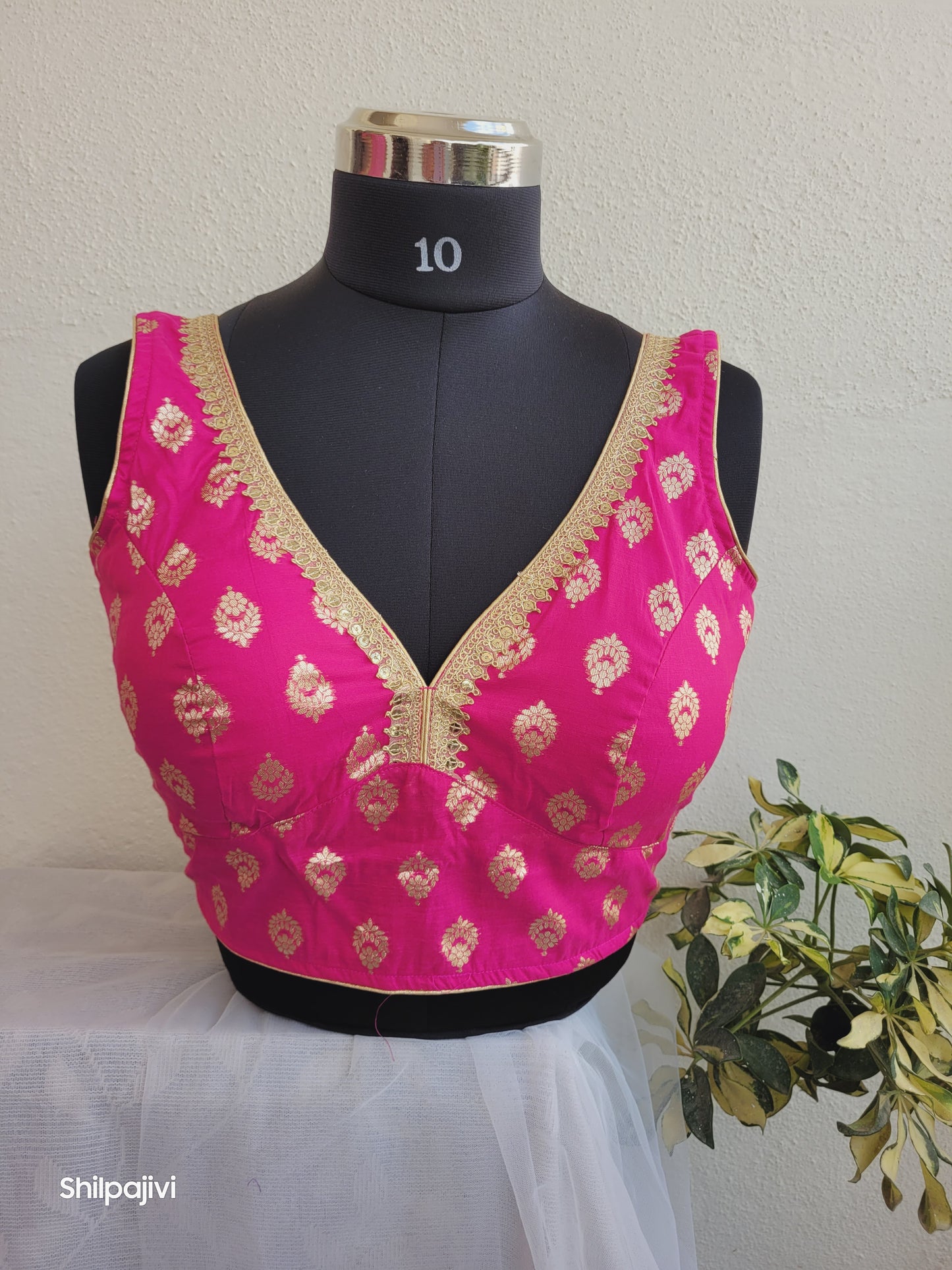 Silk Butta sleeveless padded rani pink blouse