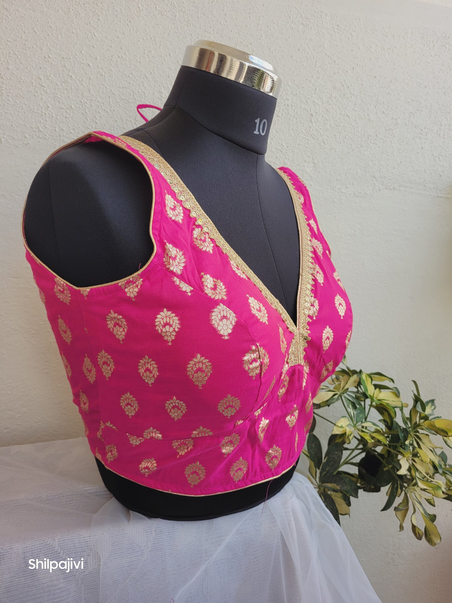 Silk Butta sleeveless padded rani pink blouse