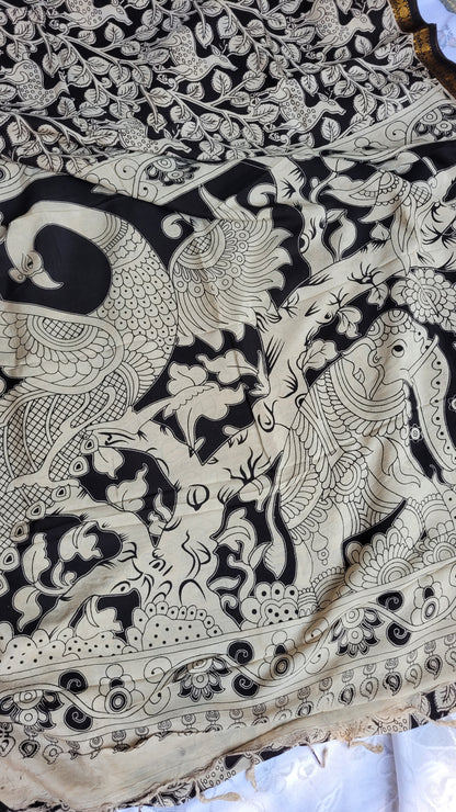 Twin Border Black & White Floral Kalamkari Screen Printed Chennur Silk saree - Judwa