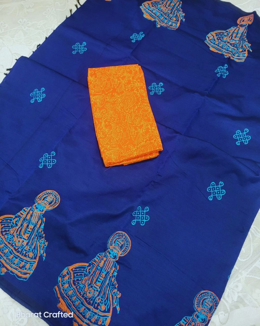 Cotton Mix kathak Block Printed Saree with Contrast Additional Blouse