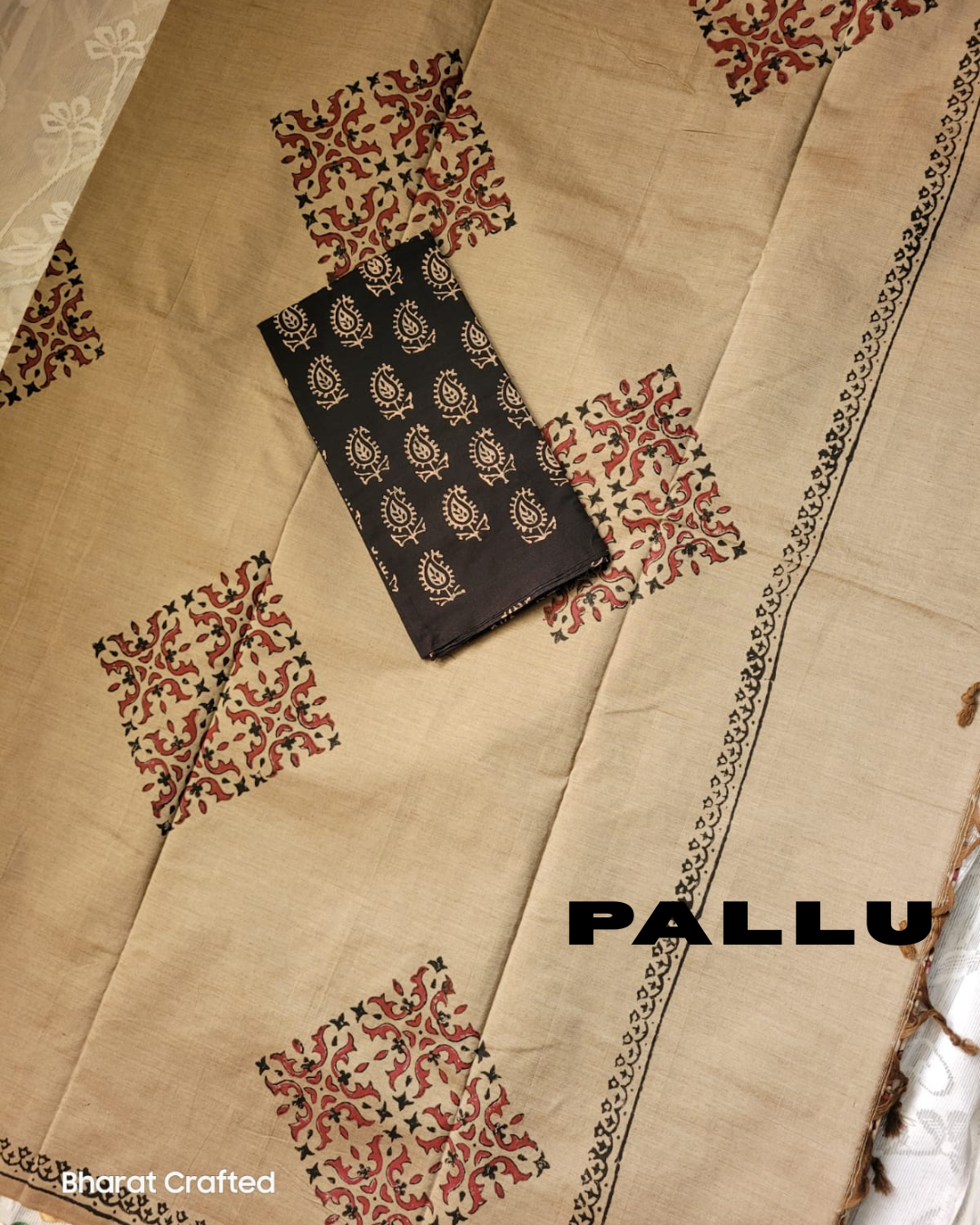 Cotton Mix Block Printed Saree with Contrast Additional Blouse Piece - Dusky Grey With Prisma Print