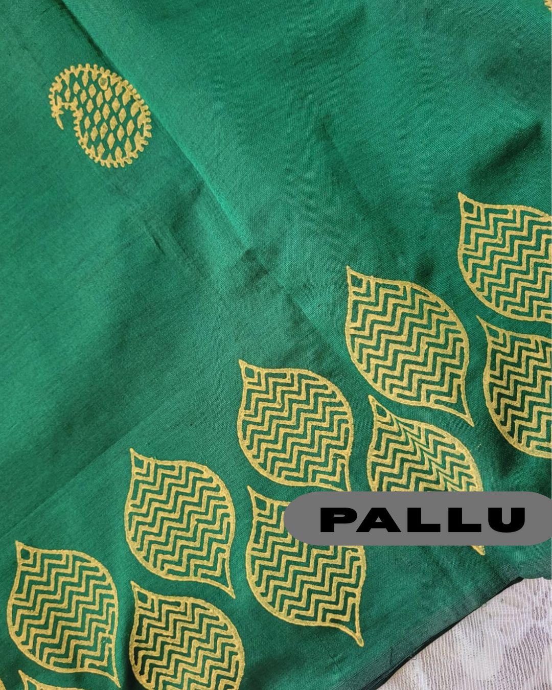 Cotton Mix Block Printed Saree with Contrast Additional Blouse Piece - Green Yellow Blouse