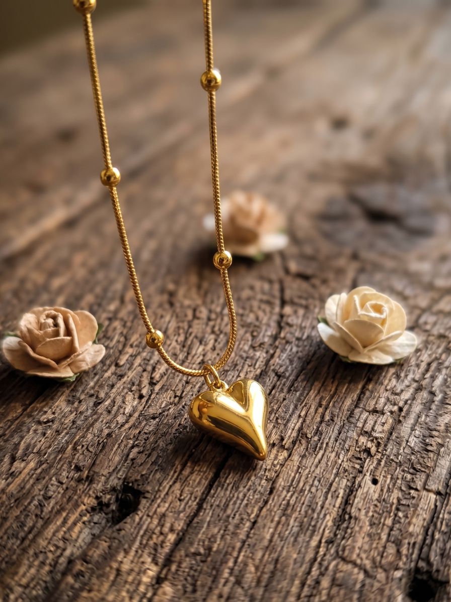 Anti Tarnish Heart Pendent Ball Neck chain