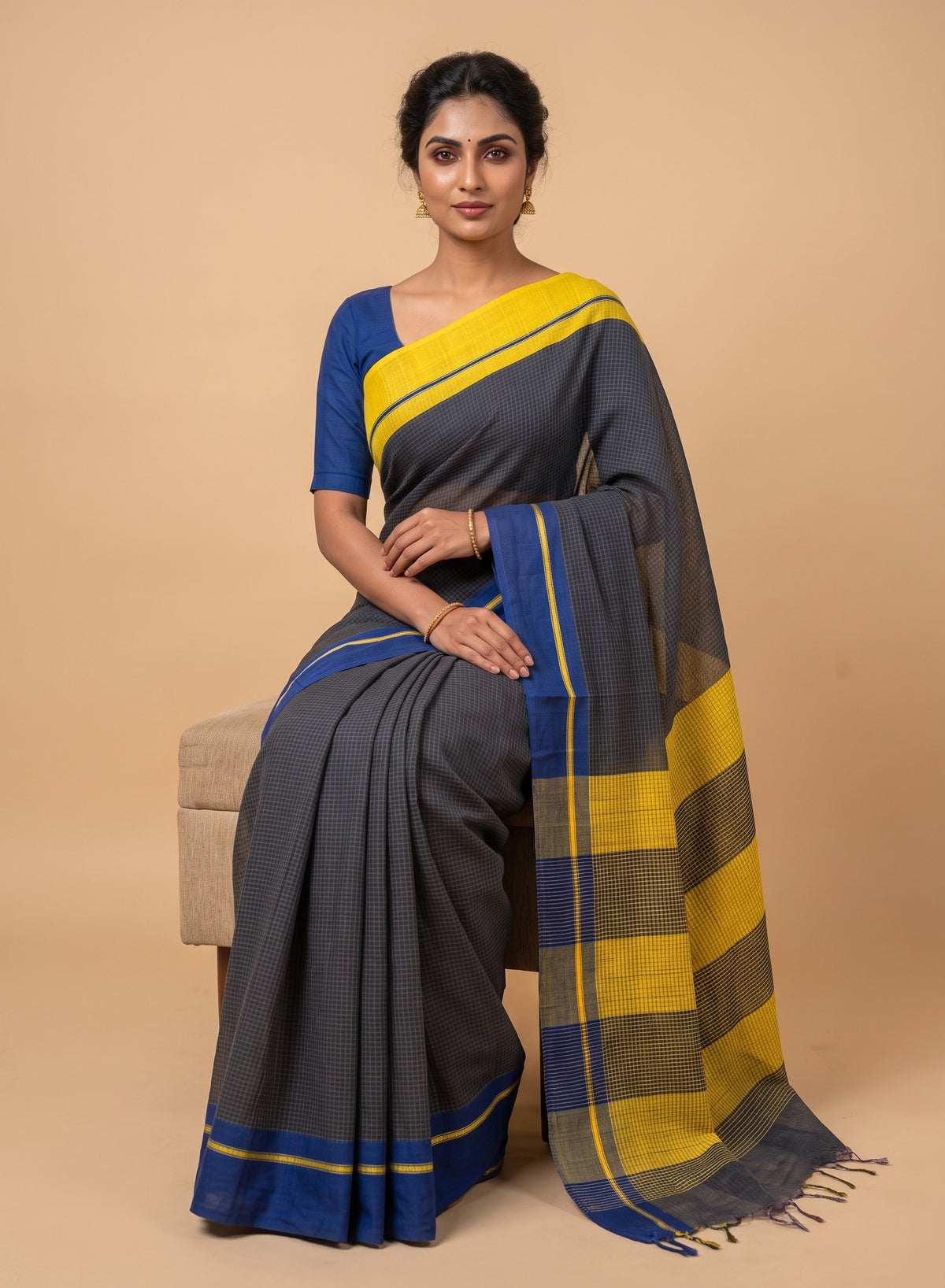 Black Patteda Anchu Handloom Cotton ganga jamuna border Saree – Blue & Yellow Striped Pallu