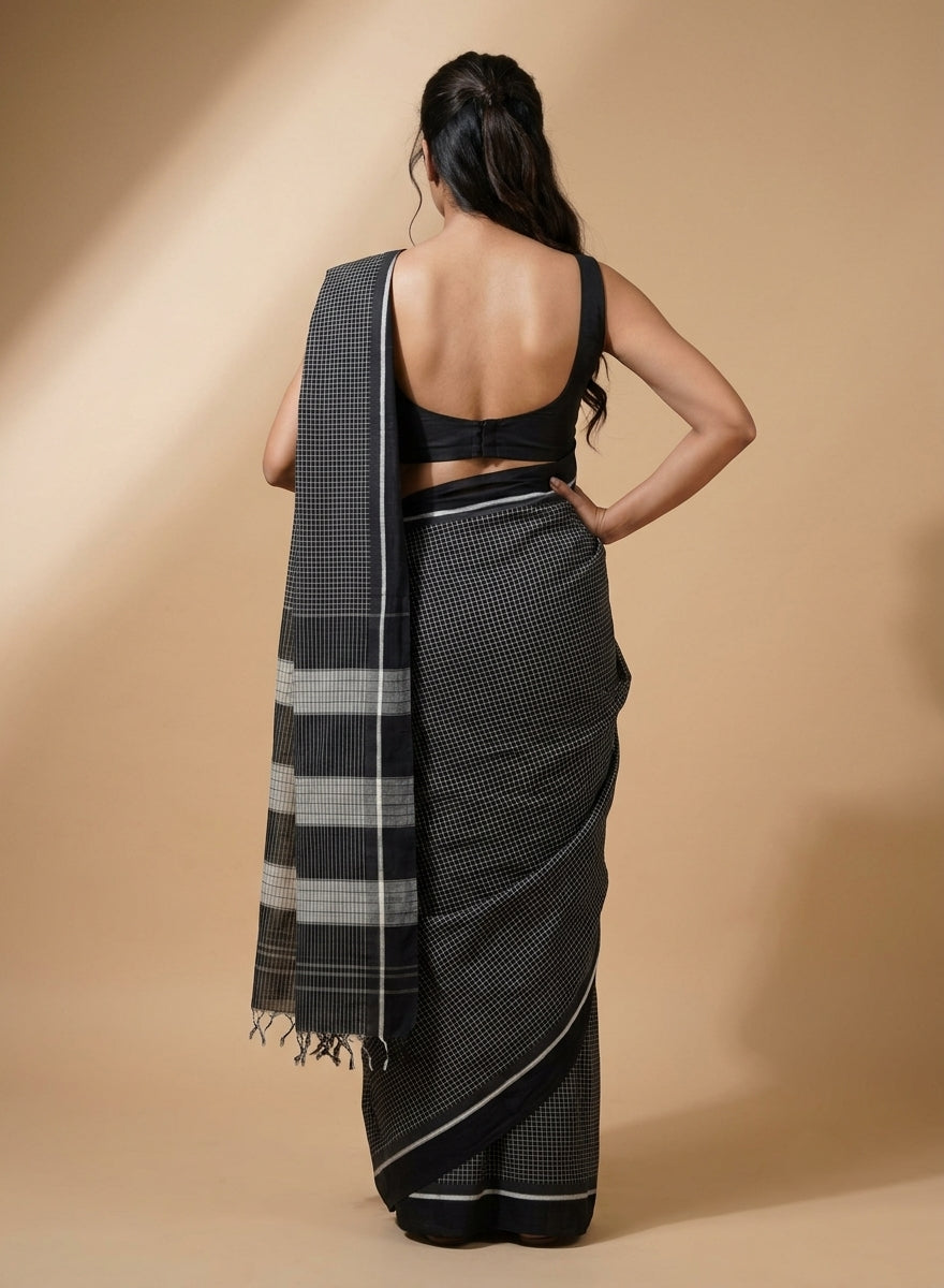 Black Patteda Anchu Handloom Cotton Saree – Silver Striped Border