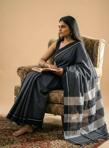 Black Patteda Anchu Handloom Cotton Saree – Silver Striped Border