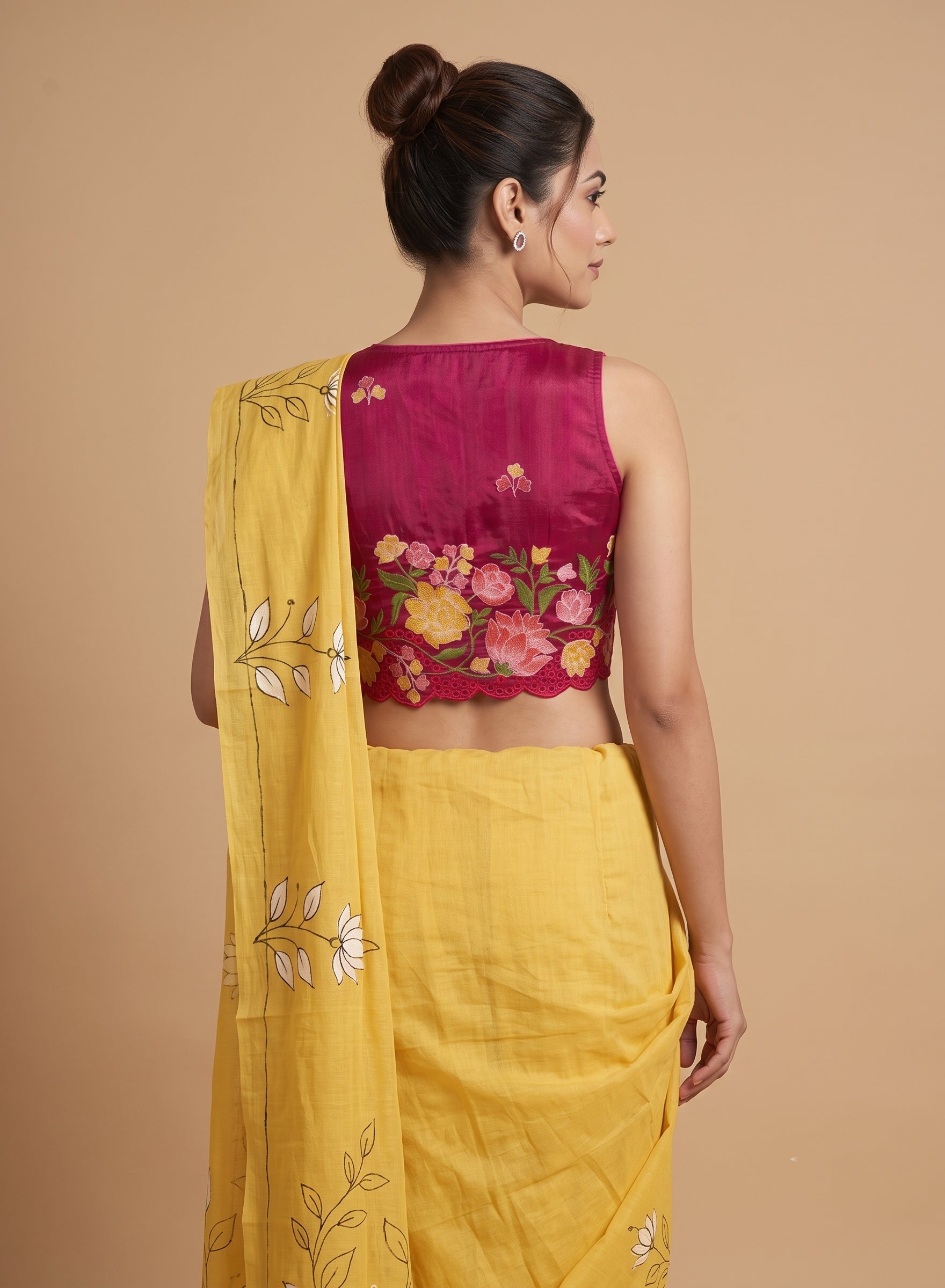 Floral Fantasy Scallop Edge Sleeveless Blouse - Dark Wine