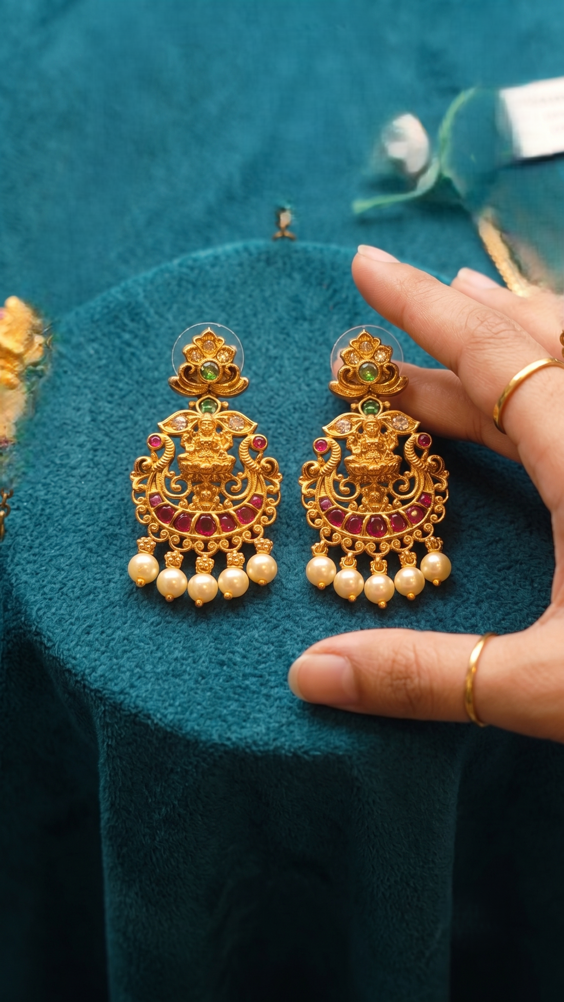 The Divine Mayur-Lakshmi Antique Temple Jewellery Set