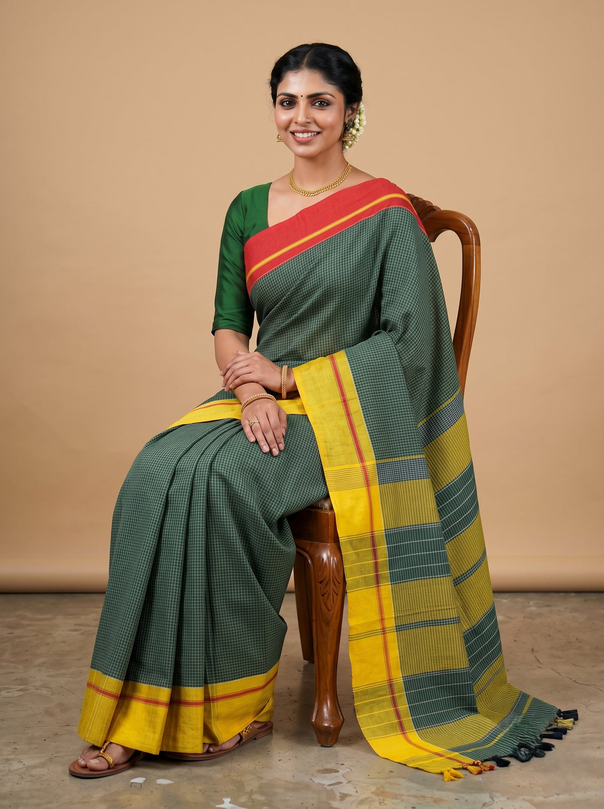 Green Patteda Anchu Handloom Cotton Saree – Ganga Jamuna Border with Yellow Pallu