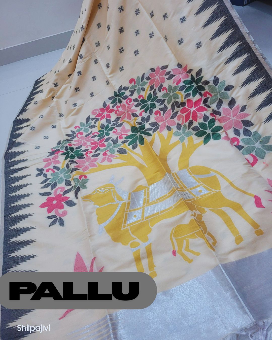 Heavy Slub Kadhi Silk Pichwai Pallu saree - Beige