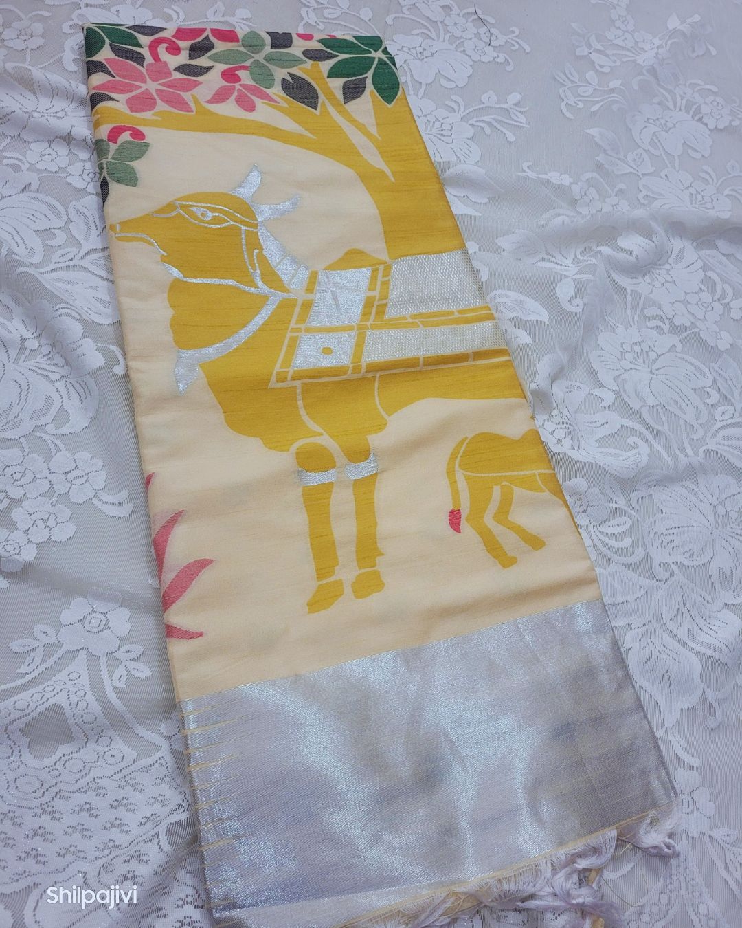 Heavy Slub Kadhi Silk Pichwai Pallu saree - Beige