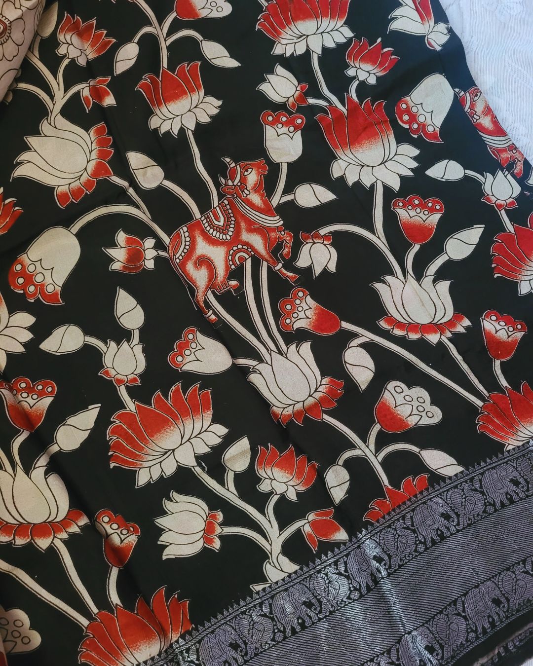 Kalamkari Black Silver Kanchi border Chennur Silk Saree - Lotus Pichwai