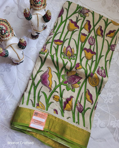 Kalamkari Nizam Border Bright Green Lotus Printed Saree - Florescent Green