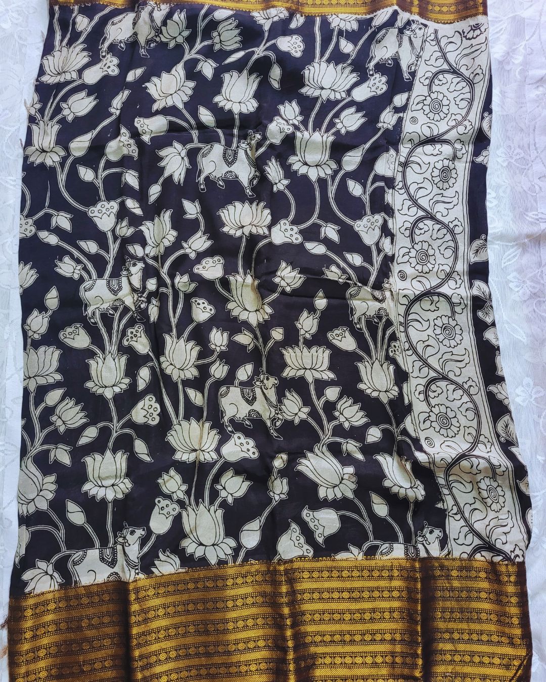Kalamkari Chennur silk 7 Inch Kanchi border saree - Black Pichwai