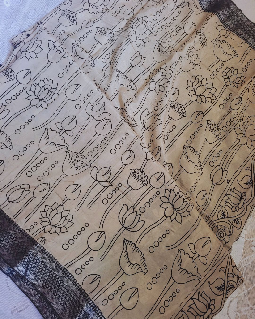 Kalamkari Silver border Lotus screen printed saree with contrast Black Blouse