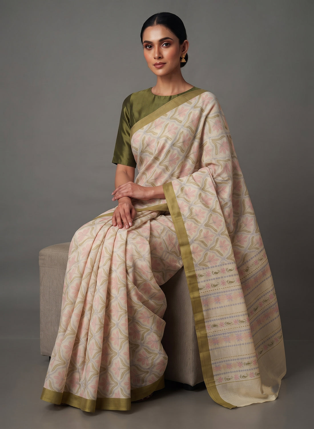 Kamalini Chirala Scalloped Floral Printed Soft Cotton Saree