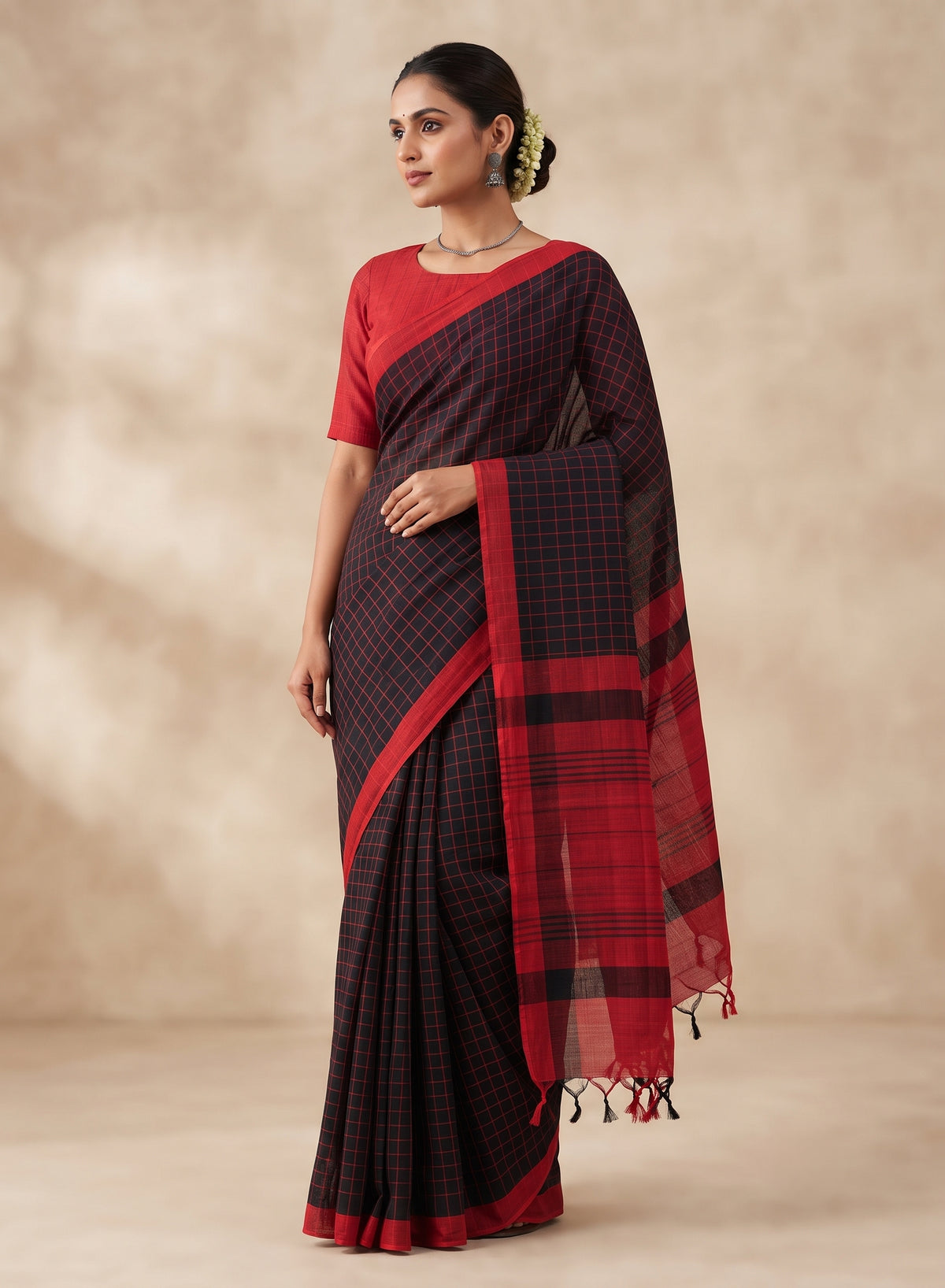 Mangalagiri 80 count Check Handloom Cotton Saree - Red & Black