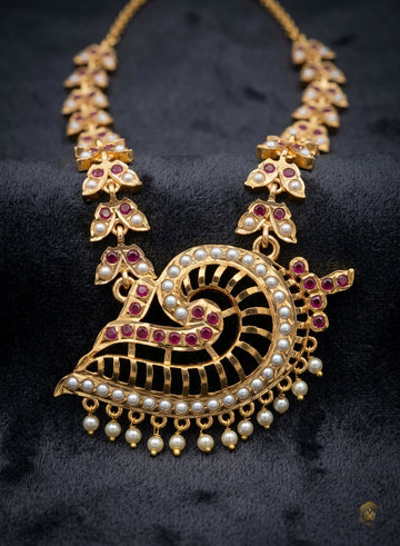 Regal Kemp Ruby & Pearl Paisley Long Haram Set
