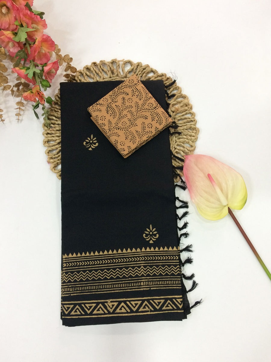 Cotton Mix Block Printed Saree with Contrast Additional Blouse Piece