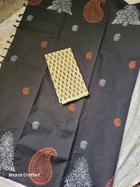 Cotton Mix Block Printed Saree with Contrast Additional Blouse Piece - Black Orange Paisley