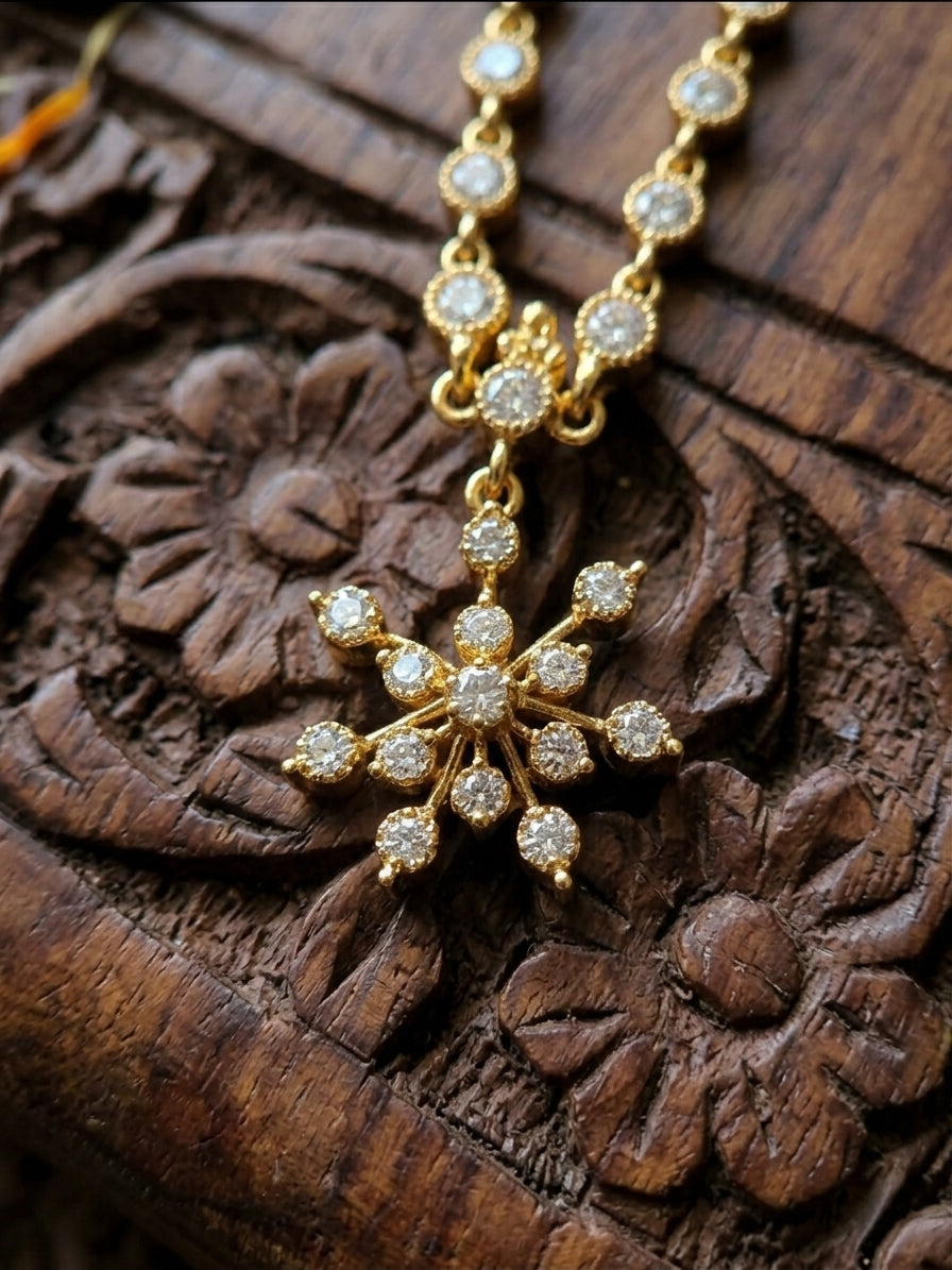 panchaloham snow flake pendent AD necklace