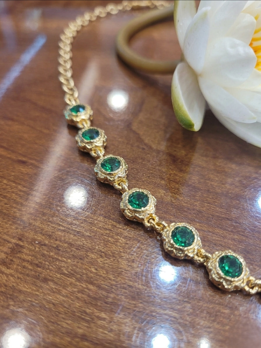 Vintage style panchaloham green stud Necklace