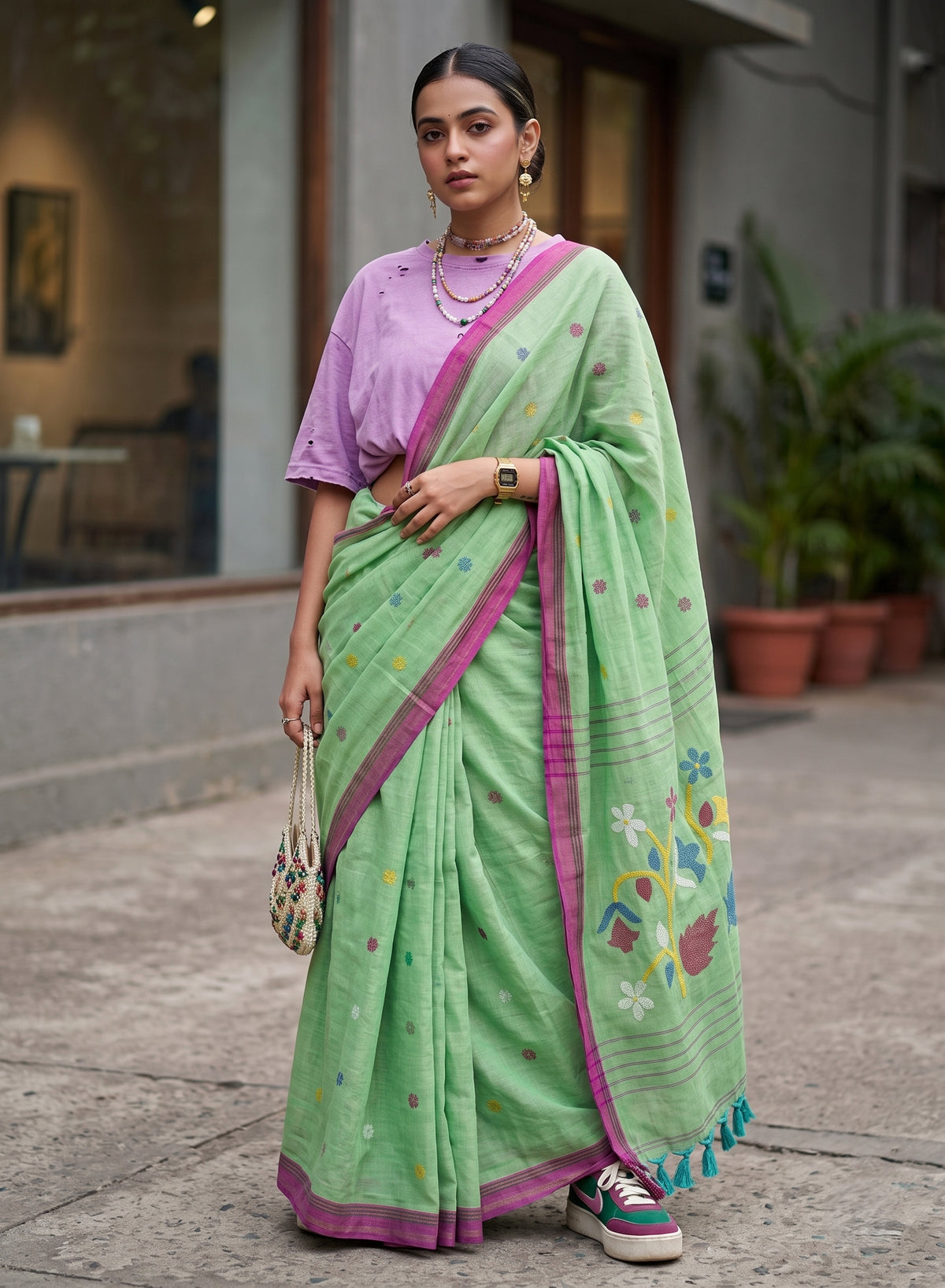 Pastel Green Jamdani Mul Cotton Saree with Floral Pallu & Pink Border