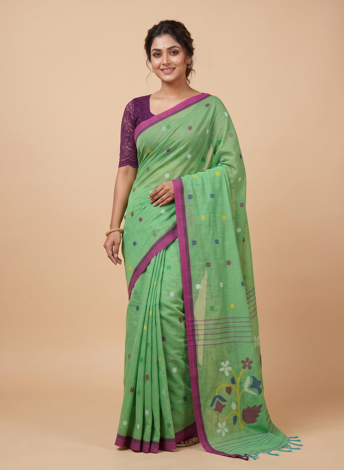 Pastel Green Jamdani Mul Cotton Saree with Floral Pallu & Pink Border