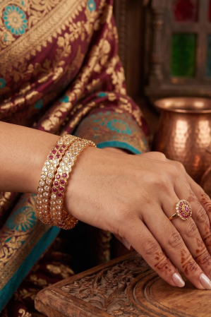 Alternative view of Panchaloham double line vintage bangles
