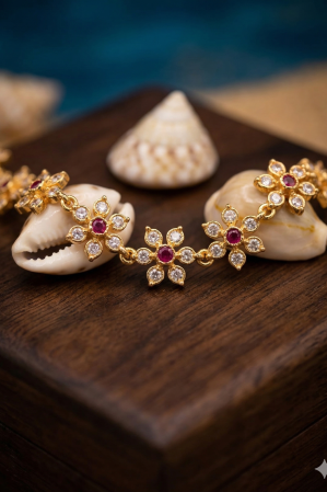 Alternative view of Vintage style panchaloham Necklace